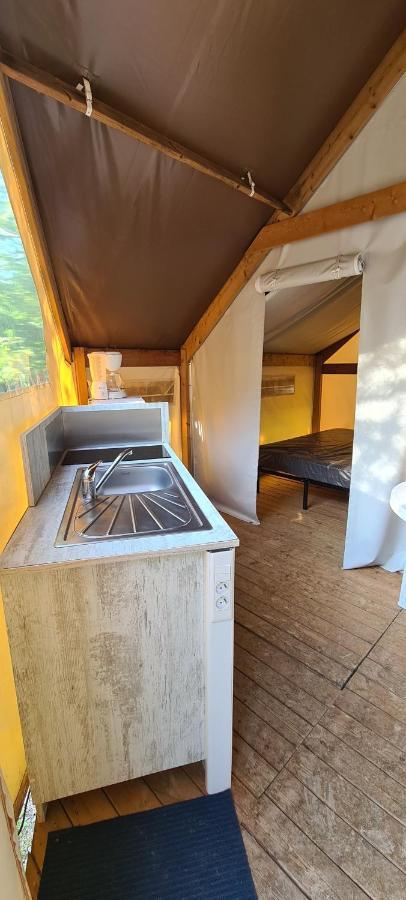 Camping Domaine Papillon Reyrevignes  Eksteriør billede